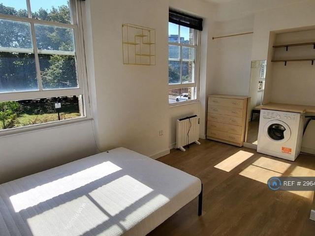 Studio for rent in Barnsbury, Greater London