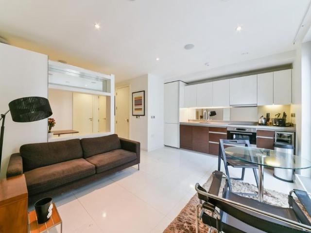 Studio for rent in Isle Of Dogs, Greater London