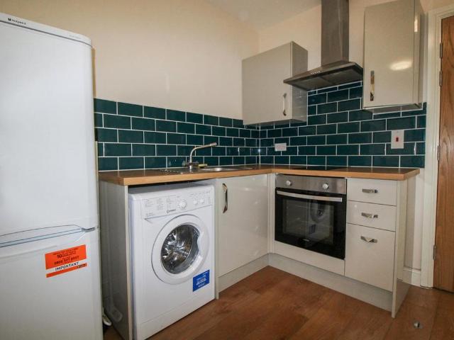 Flat for rent in Woodhouse, West Yorkshire