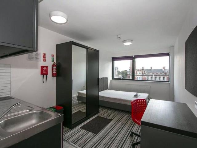 Studio for rent in West Cliff, Bournemouth