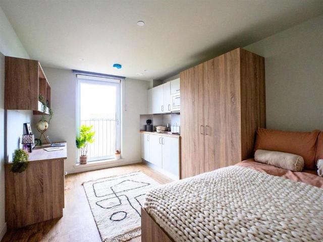 Studio for rent in City Centre, Scotland