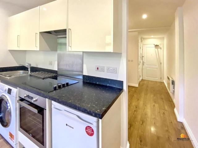Studio for rent in Old Town, Chesham