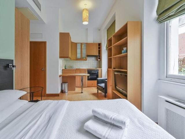 Studio for rent in London Borough of Camden, Greater London