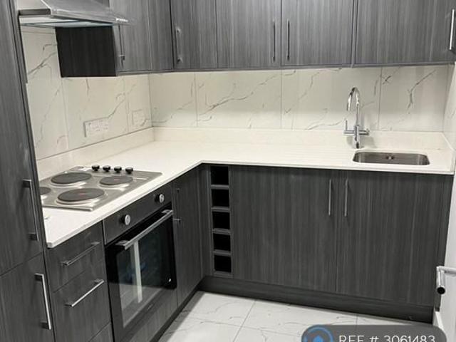 Studio for rent in Badgers Dene, Grays