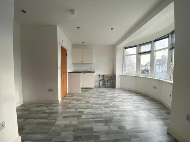 Flat for rent in Newbury Park, Isle Of Man