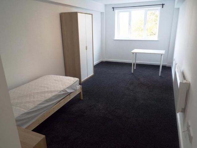 Studio for rent in Park Village, West Midlands