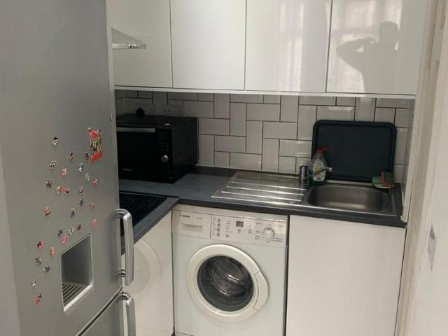 Flat for rent in Clayhall, Greater London