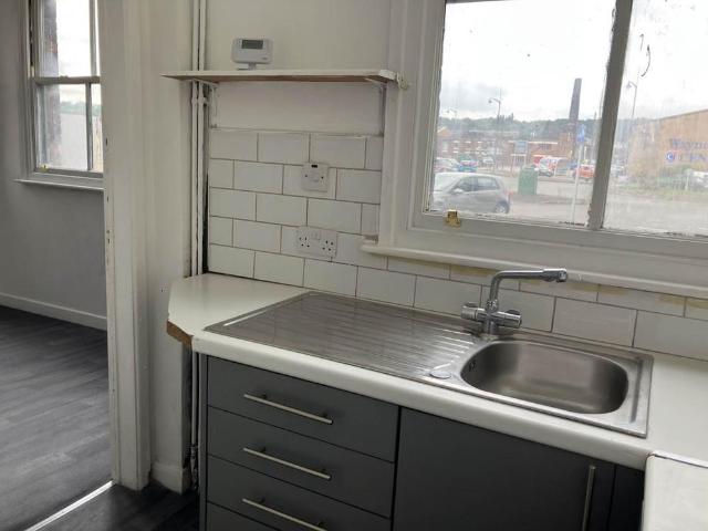Studio for rent in Burslem, Stoke-on-Trent