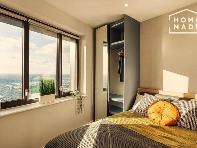 Studio for rent in Westminster, Victoria