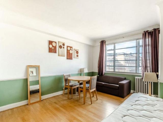 Studio for rent in Chelsea, Greater London