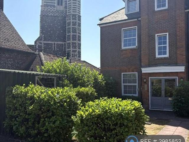 Flat for rent in North Watford, Hertfordshire