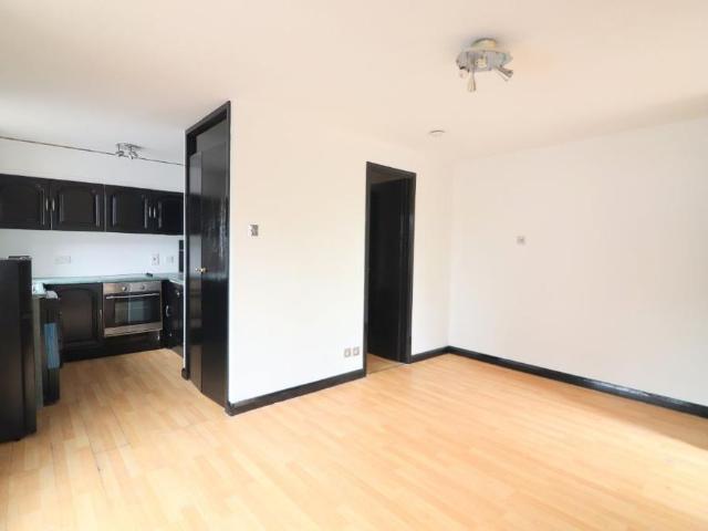 Studio for rent in Lewsey Farm, Luton