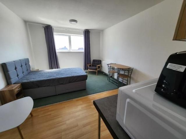 Studio for rent in Burnham-on-Sea and Highbridge, Burnham-on-sea