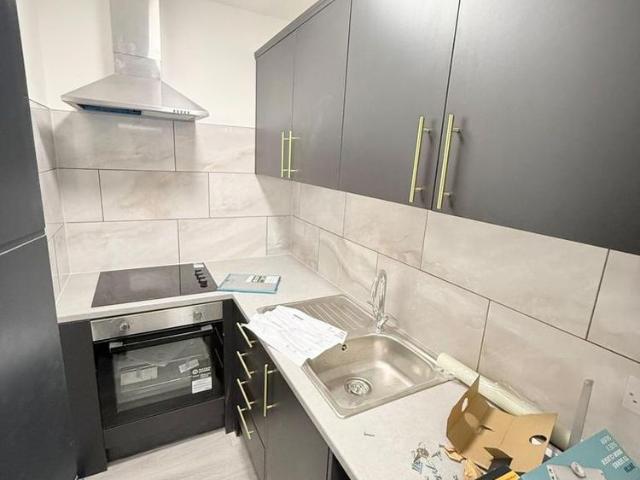 Studio for rent in Clapton, Greater London