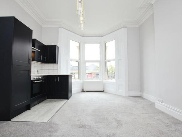Studio for rent in Tyndall's Park, Feckenham