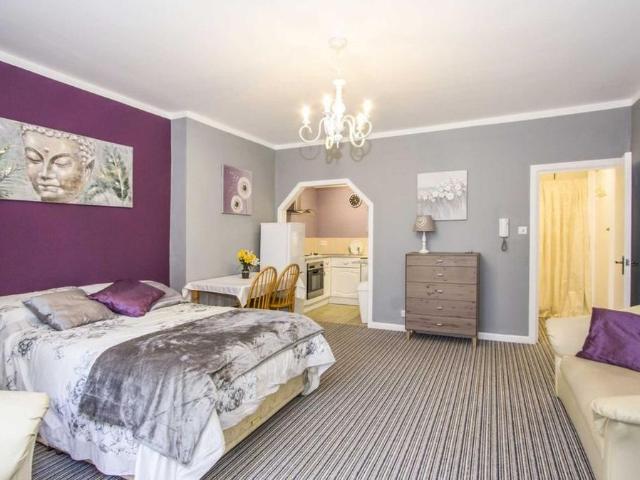 Studio for rent in West Cliff, Bournemouth