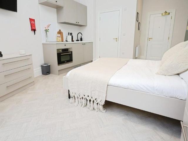Studio for rent in West Cliff, Bournemouth