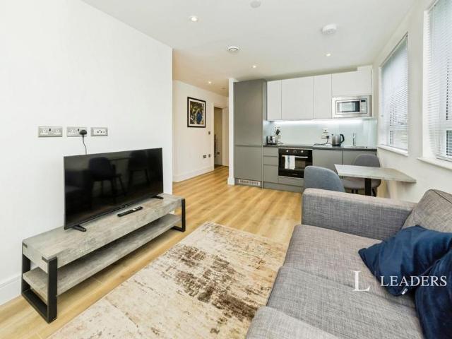 Studio for rent in Blackwell, Perryfields