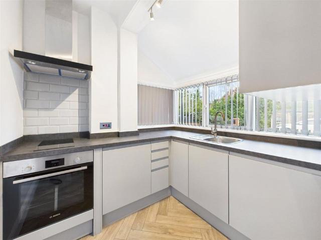 Studio for rent in London Borough of Richmond upon Thames, Greater London