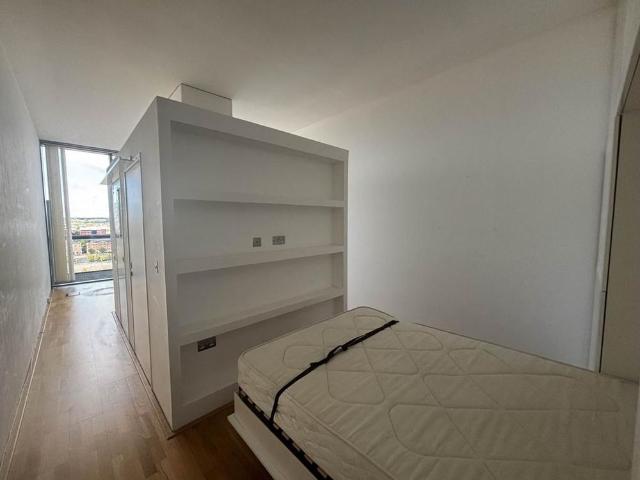 Studio for rent in Pendleton, Salford