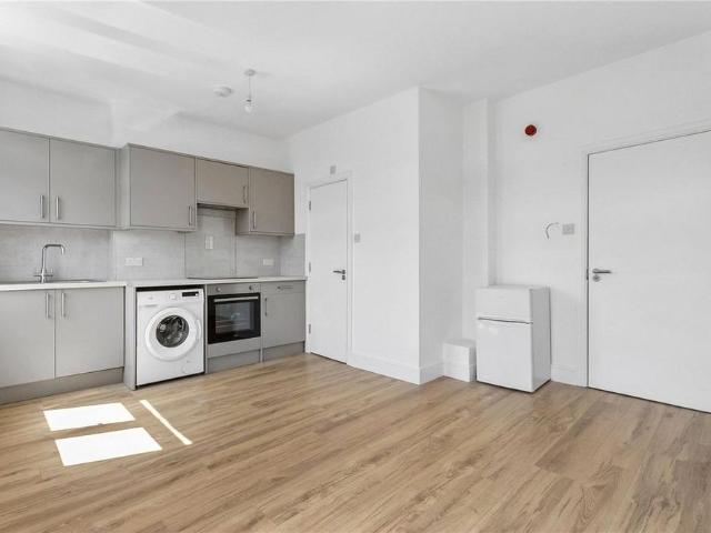 Studio for rent in Finsbury Park, Greater London