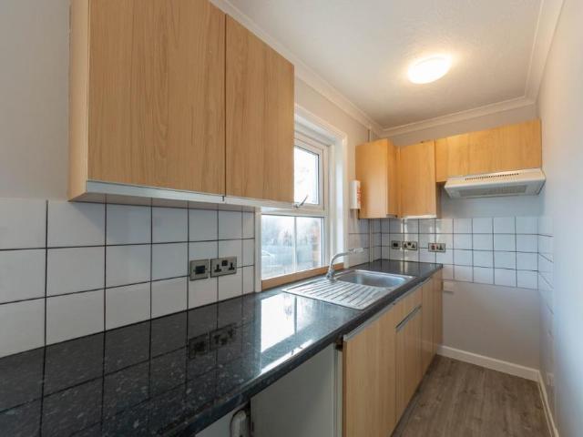 Studio for rent in Wash Common, Enborne