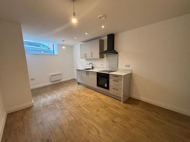 Studio for rent in City Centre, South Yorkshire