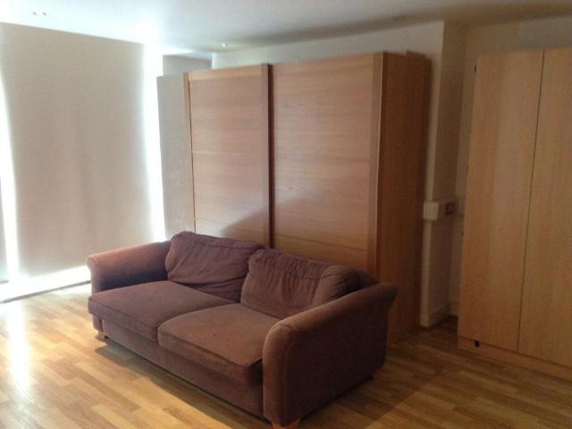Studio for rent in Mount Pleasant, Nangreaves