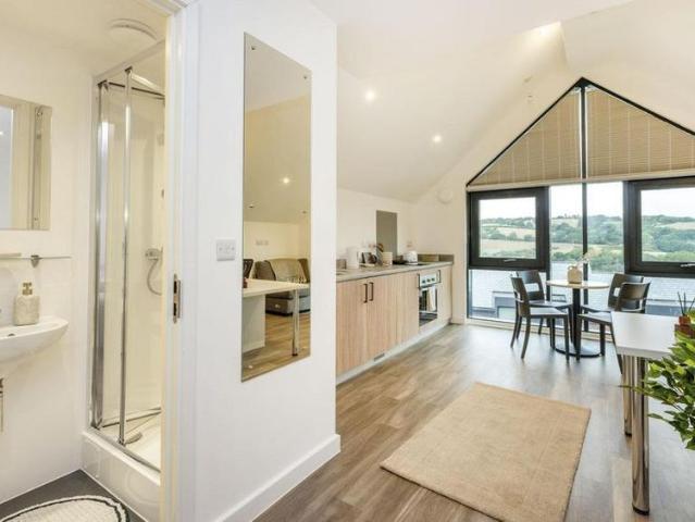 Studio for rent in Watergate, Devon