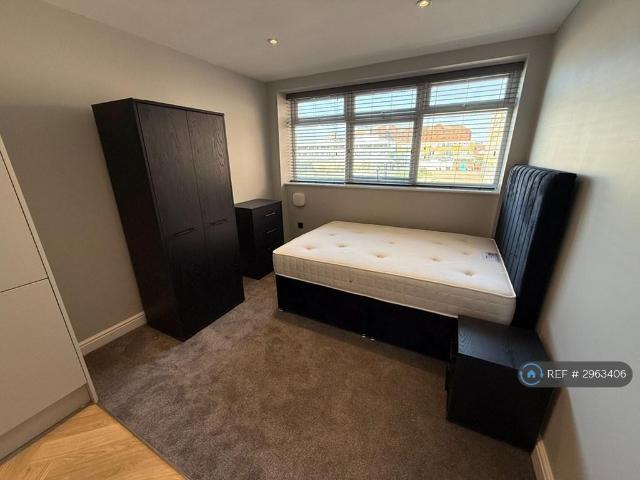 Flat for rent in Hyde Park, South Yorkshire