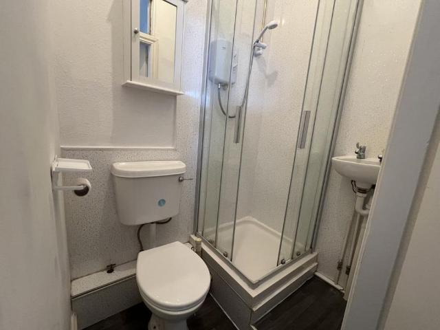 Studio for rent in The Polygon, City Of Southampton