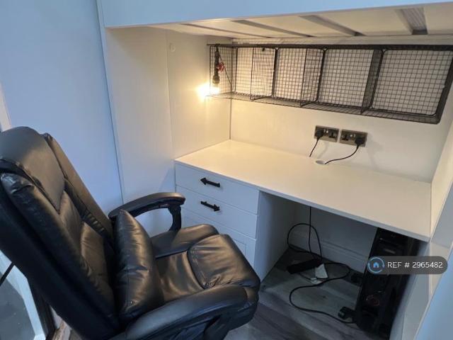 Studio for rent in Georgia, Greater Manchester