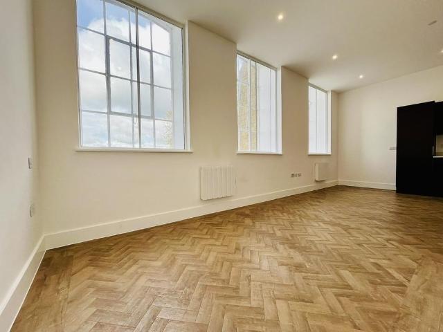 Studio for rent in Moulsham, Chelmsford