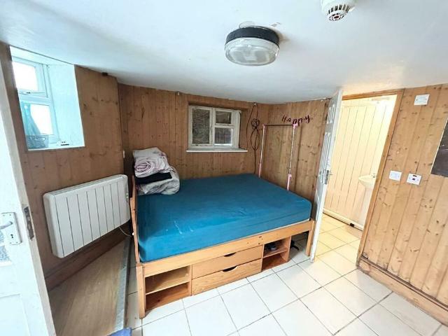 Studio for rent in Felden, Pouchen End