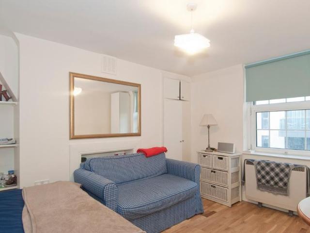 Studio for rent in Belgravia, Greater London