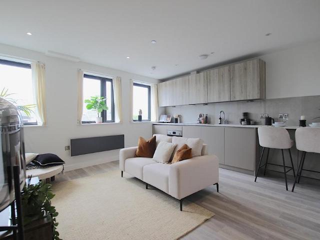 Studio for rent in Broxbourne, Hertfordshire