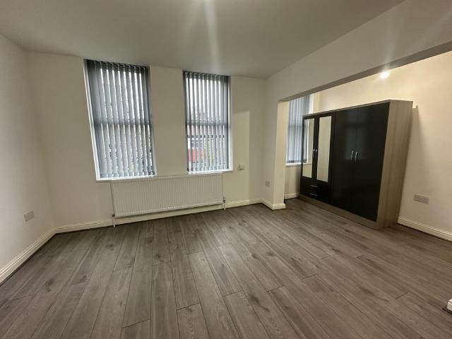 Studio for rent in Whalley Range, Manchester