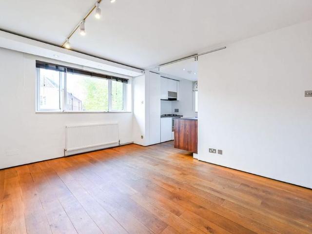 Studio for rent in St. John's Wood, Greater London