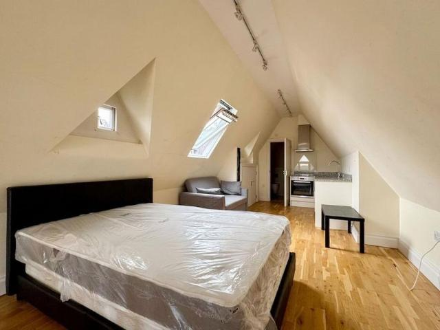 Studio for rent in Clewer Village, Windsor