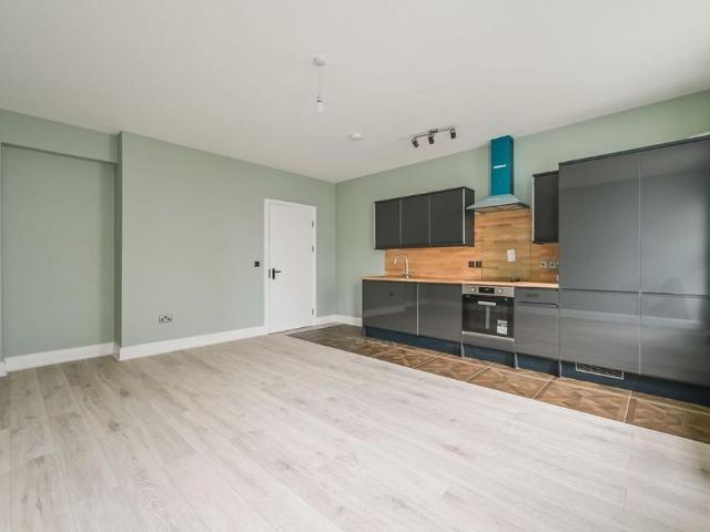 Studio for rent in Leyton, Greater London