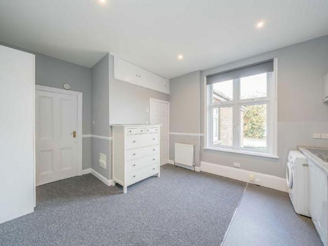 Studio for rent in Blackhills, Surrey