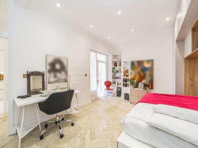 Studio for rent in City of Westminster, Greater London