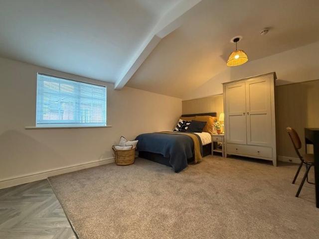 Studio for rent in Cliff Hill, Green Close