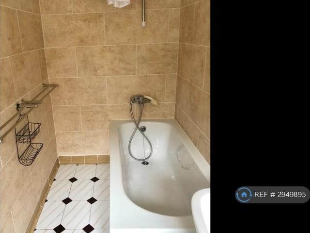 Flat for rent in Harringay, Greater London