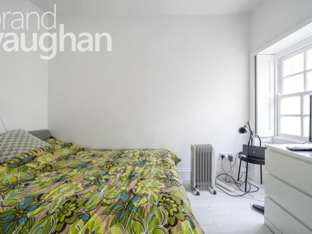 Studio for rent in Brunswick, Brighton & Hove