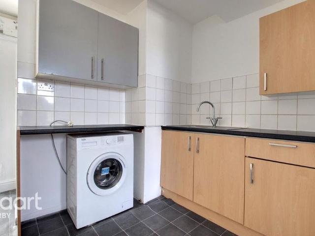 Studio for rent in New Normanton, East Midlands