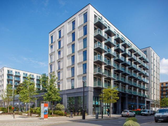 Flat for rent in Silvertown, Greater London