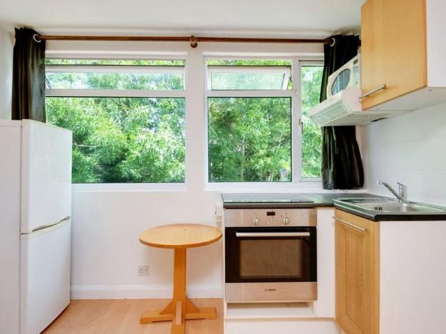 Studio for rent in London Borough of Barnet, Greater London