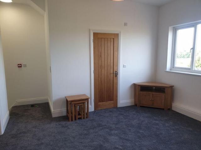 Studio for rent in St Clements, Worcestershire