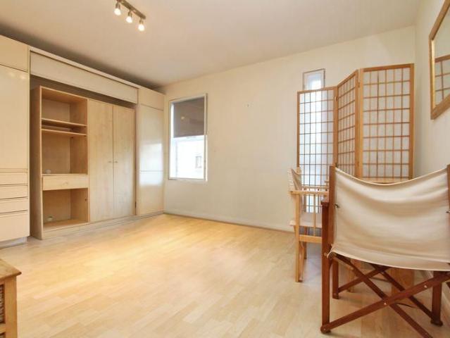 Studio for rent in Cat Hill, Isle Of Man